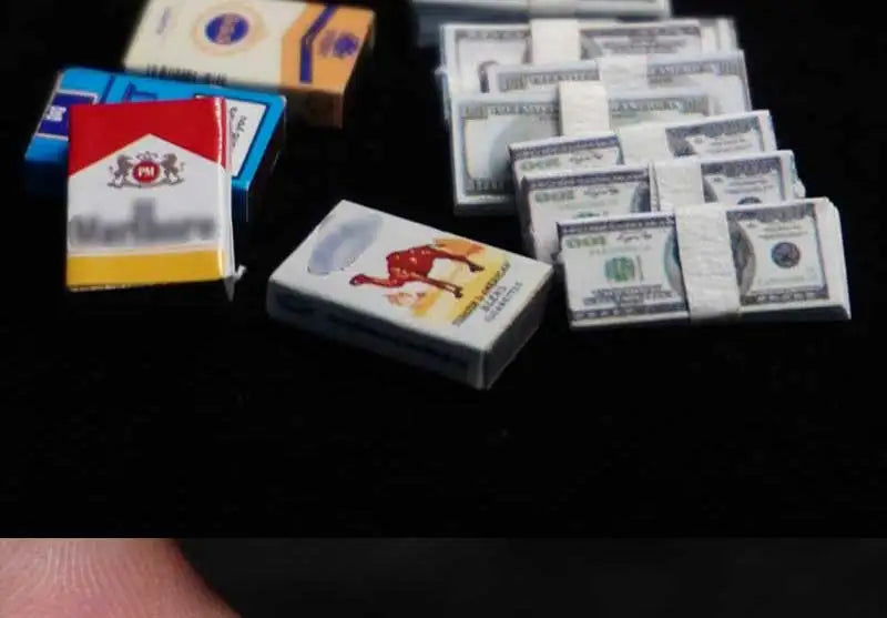 1:12 Scale Dolls Accessories Miniarure Mini Cigarette Case Dollars Cash Money Model Toys For Ob11 BJD Dollhouse Scenes Decorati