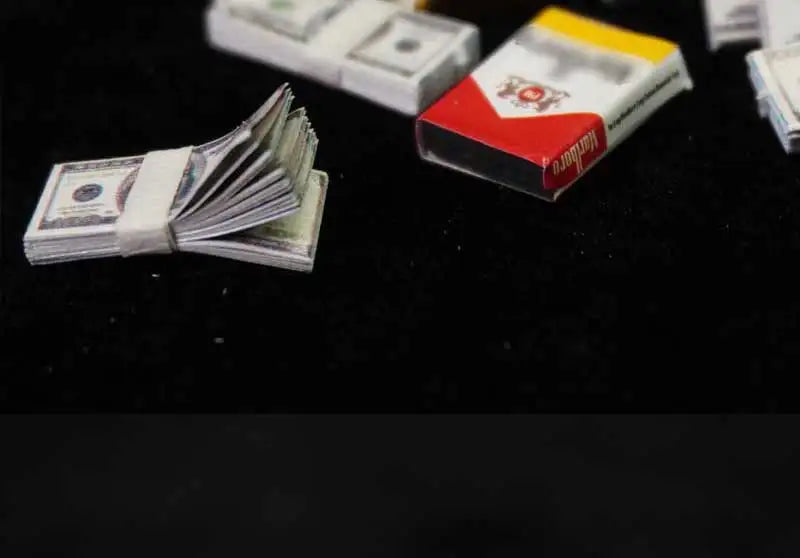 1:12 Scale Dolls Accessories Miniarure Mini Cigarette Case Dollars Cash Money Model Toys For Ob11 BJD Dollhouse Scenes Decorati