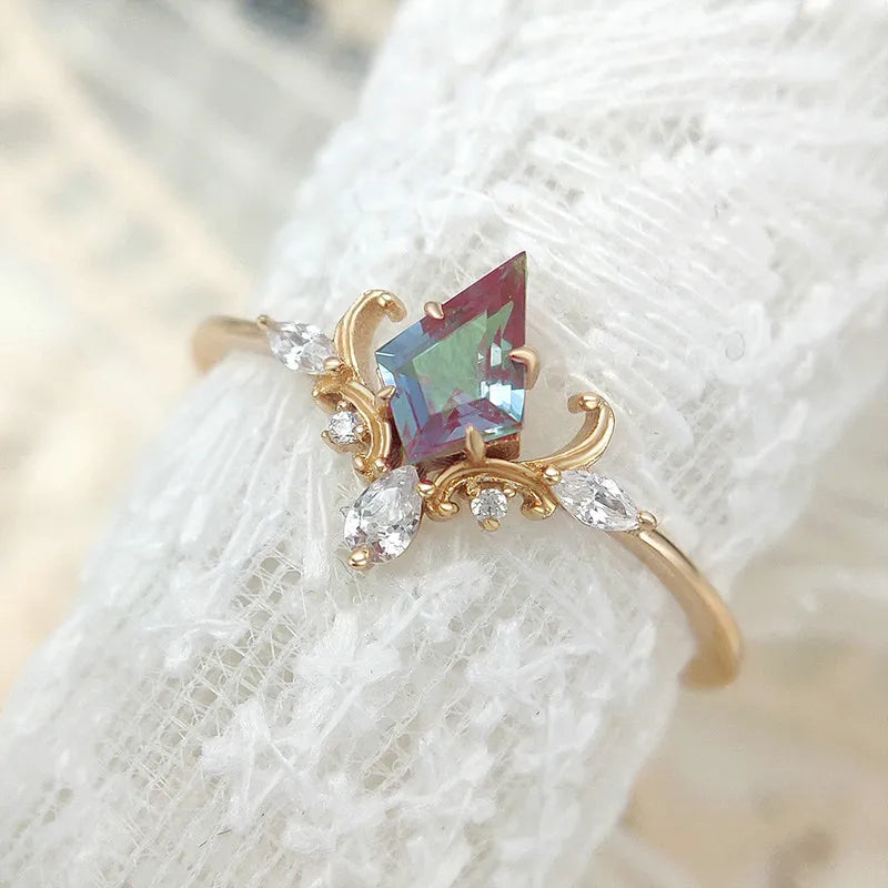 LAMOON Vintage Court Bijou Crown Ring For Women Alexandrite Ring 925 Sterling Silver Gold Plated Fine Jewelry Accessories