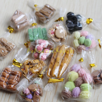 1/12 Scale Dollhouse Miniature Cake Pretend Play Kitchen Mini Dessert Food for Blyth BJD Doll Accessories Toy