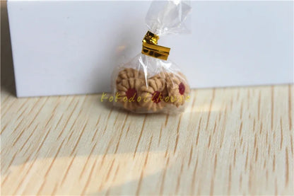 1/12 Scale Dollhouse Miniature Cake Pretend Play Kitchen Mini Dessert Food for Blyth BJD Doll Accessories Toy